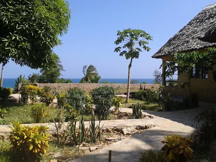 Lodge Mango Kenya