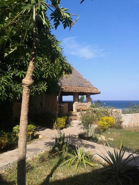 Lodge Mango Kenya Kisimachande