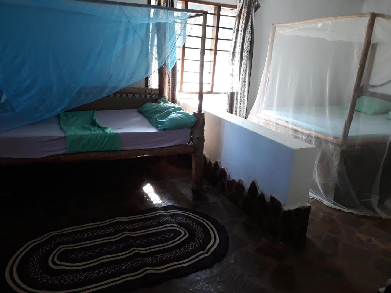 Lodge Mango Kenya